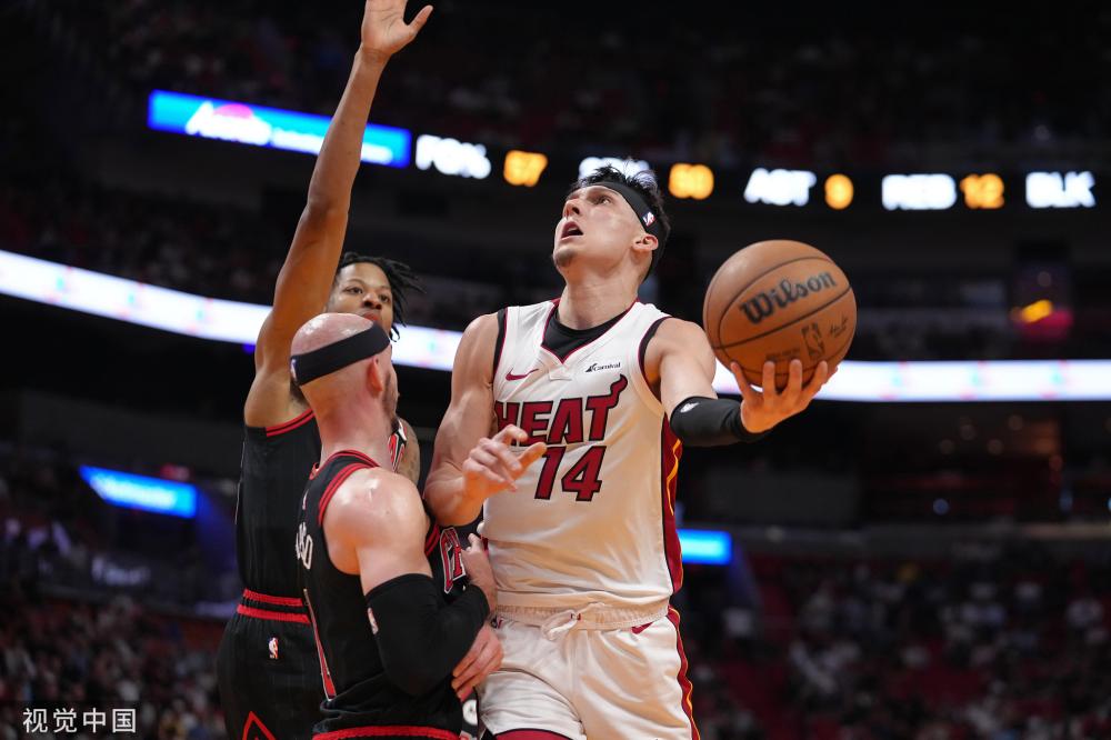 趣地表示 趣地表示