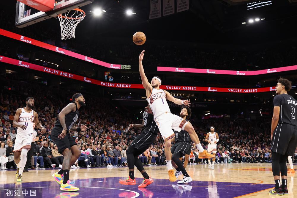 一场引人注 一场引人注