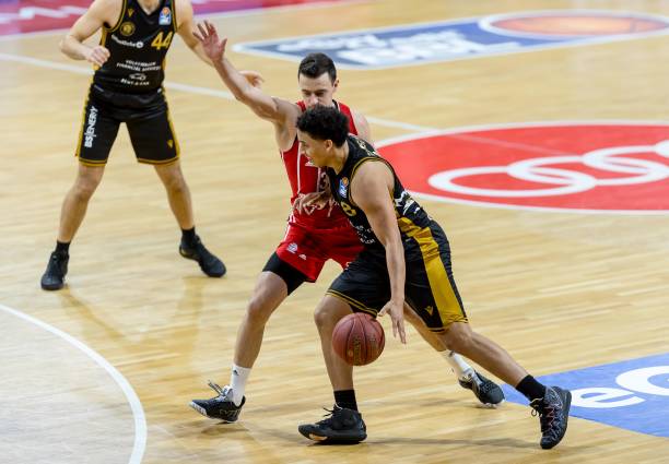 甚至问鼎总 甚至问鼎总