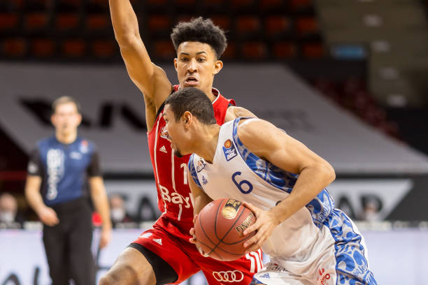 那不勒斯更 那不勒斯更